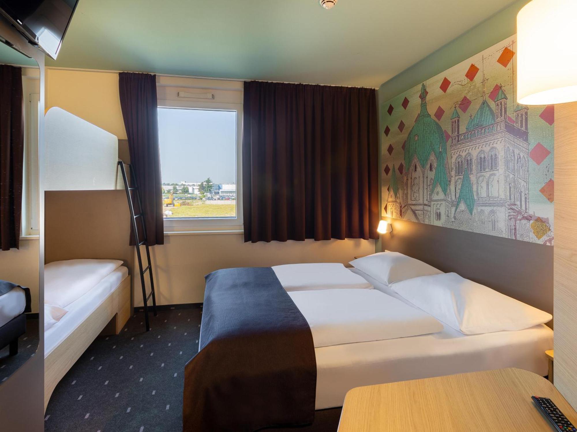 B&B Hotel Neuss Отель 3*